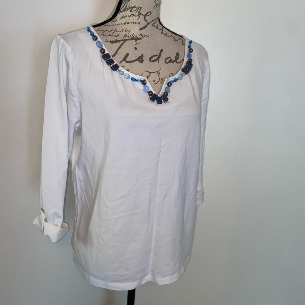 🔹Ruby Rd Beaded Neck Accent Top🔹 - Picture 5 of 9